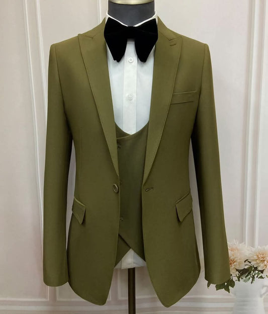 Mens Formal Three-Piece Formal Suit